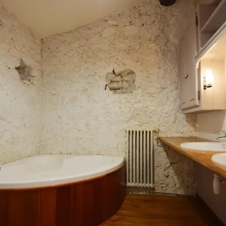 Maison Vigneronne Renovee, Charme Et Serenite, 3 Chambres, Garage, Patio Et Terrasses, Proche Etang De Thau. - Fr-1-604-52 * Loupian