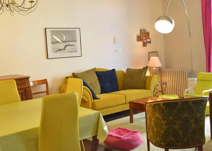 Casa vacanze Maison Vigneronne Rénovée Avec Charme à - Fr-1-604-52 Loupian